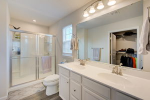 33 Bed C Bath