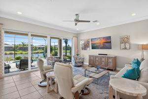 Comfortably seats 7, this great room is inviting.