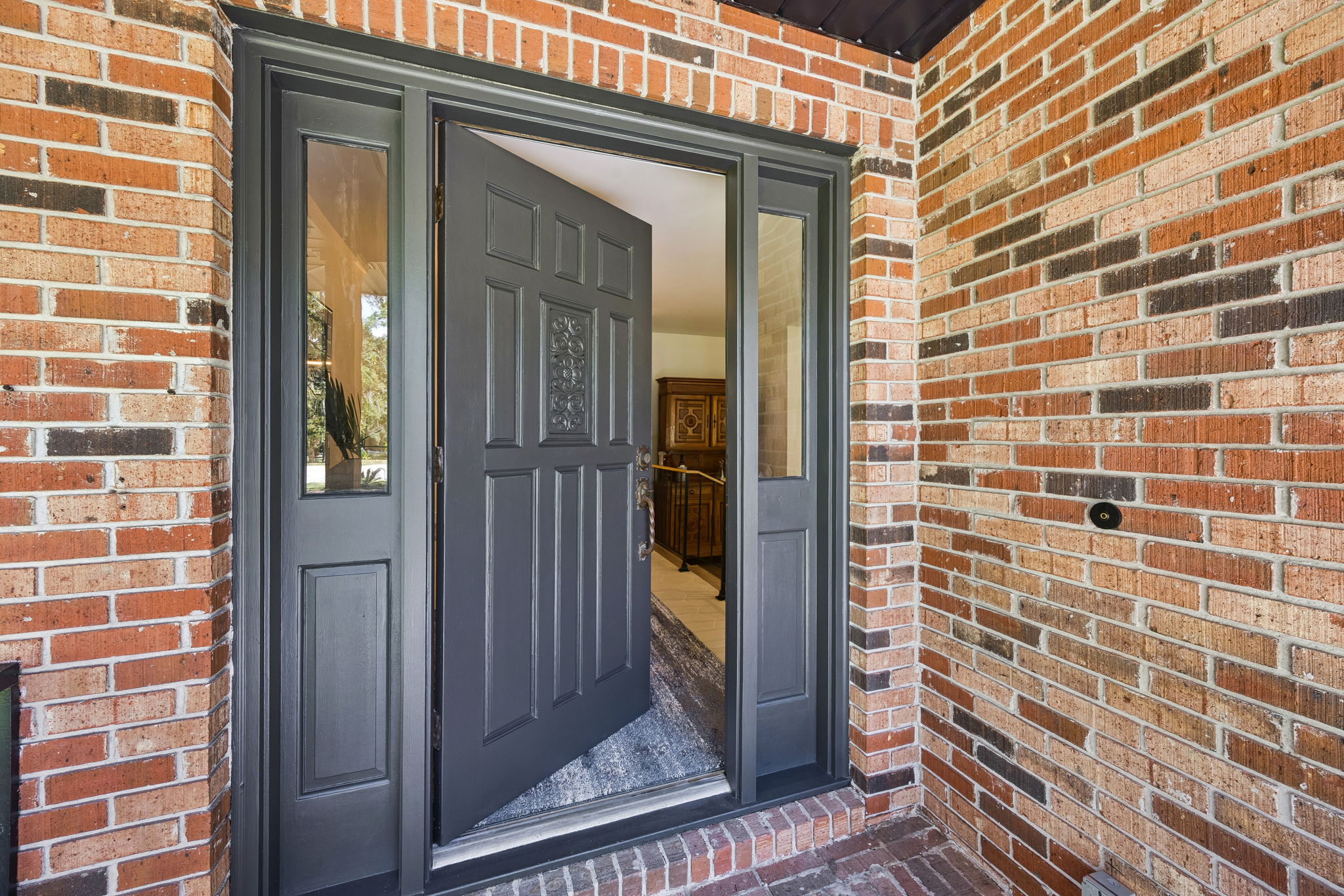 Front Entry Detail