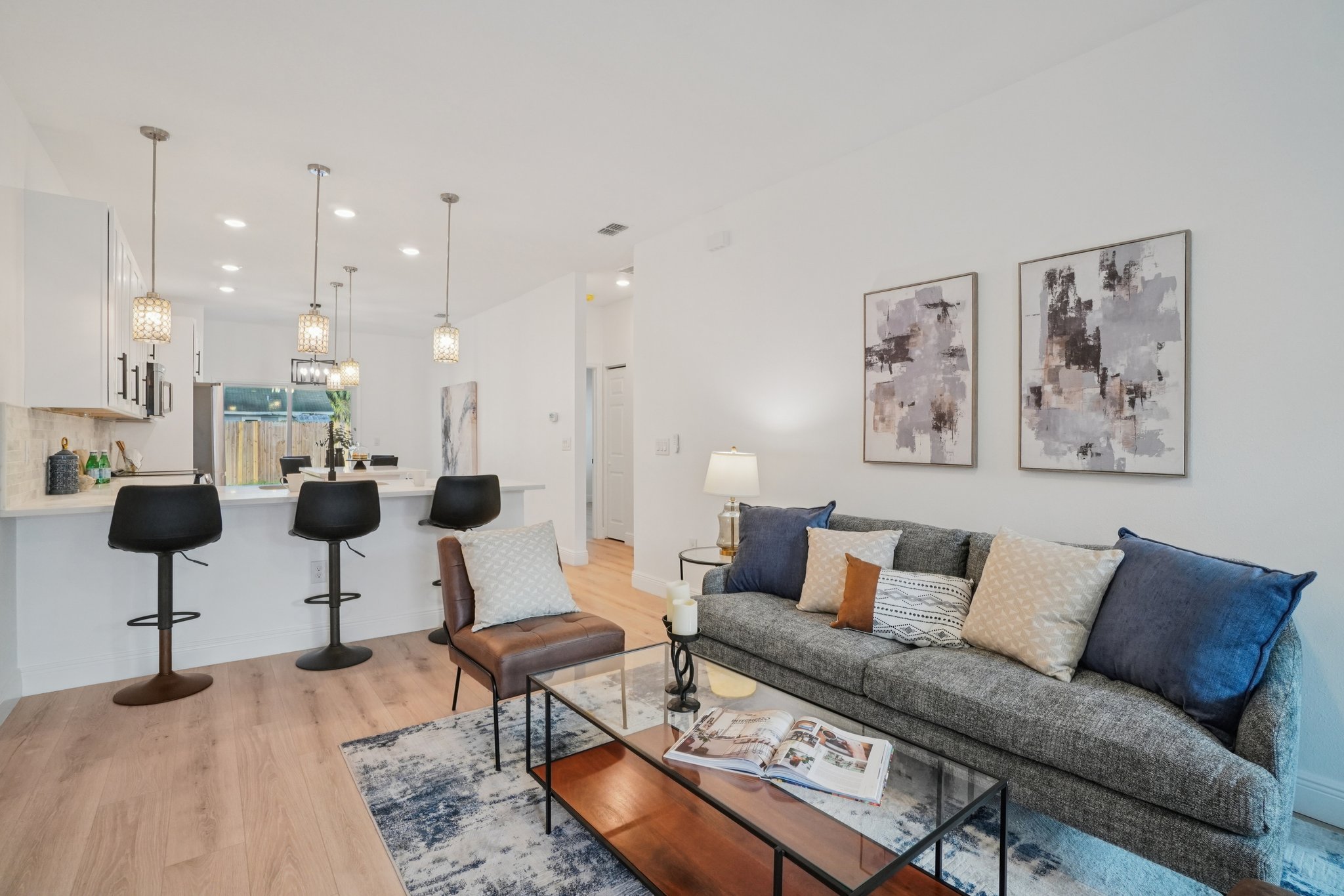 E Maple Ave-S1112-008.jpg