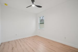 E Maple Ave-S1112-023.jpg