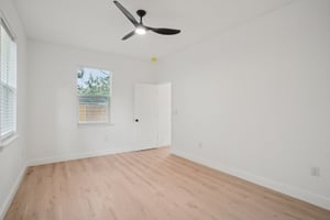 E Maple Ave-S1112-025.jpg