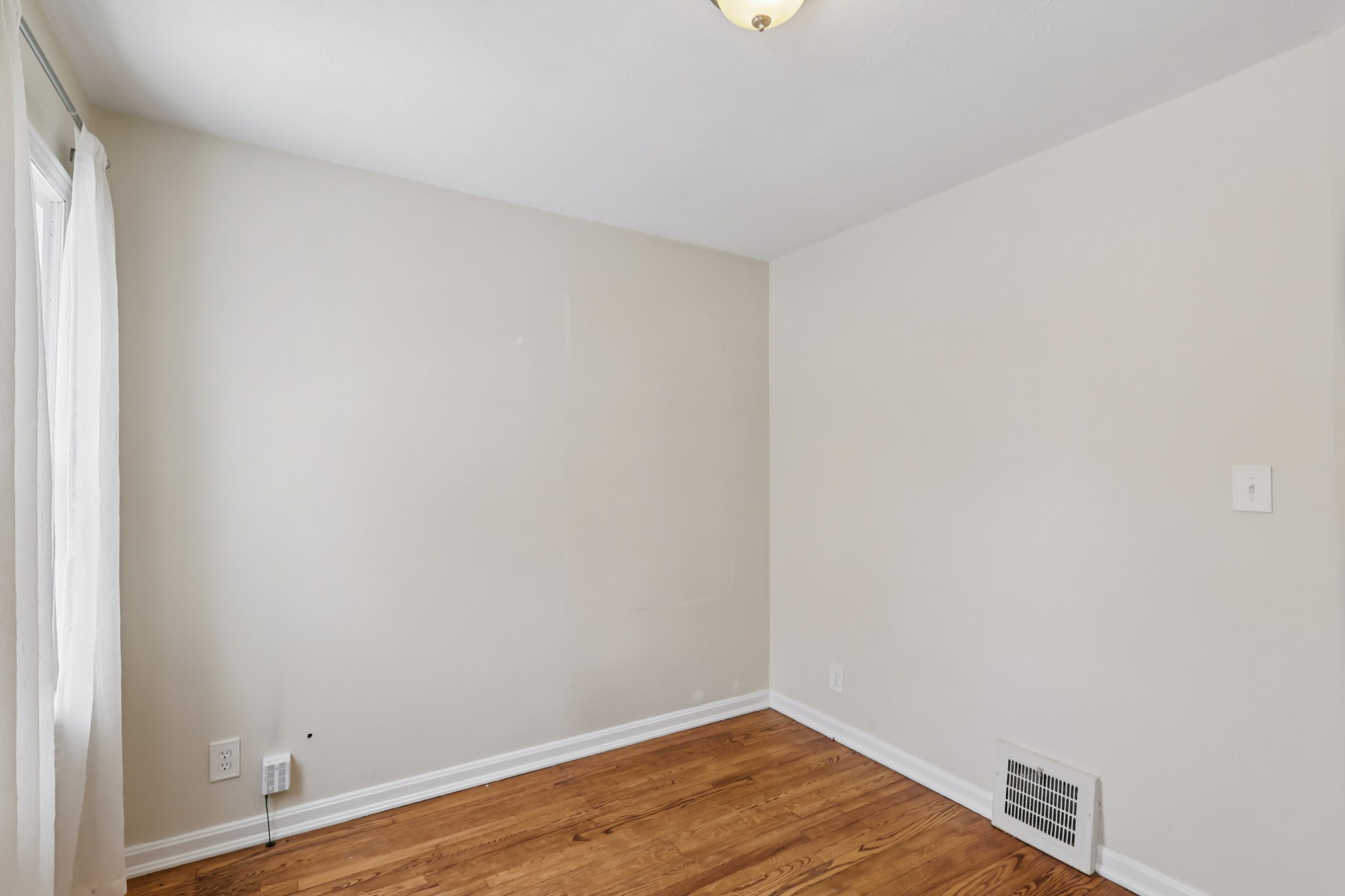 Parker Dr-S1212-021.jpg