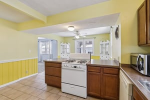 Parker Dr-S1212-010.jpg