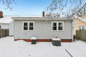 Parker Dr-S1212-055.jpg