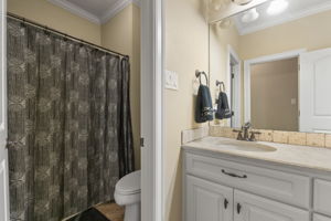  Photo 39