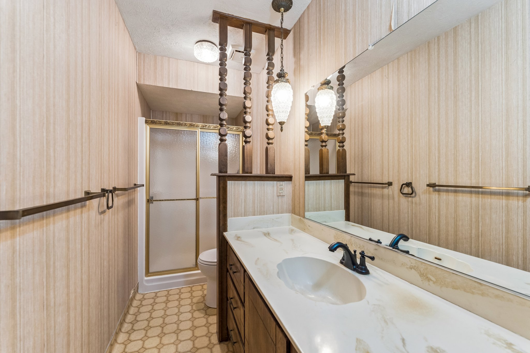 16065 Oak St_026.jpg