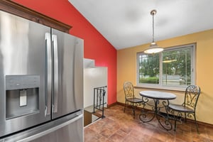 16065 Oak St_014.jpg