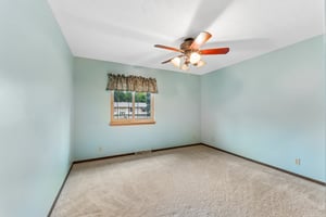 16065 Oak St_031.jpg