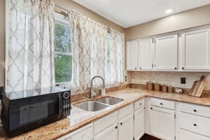 Green View Ct-1405-022.jpg