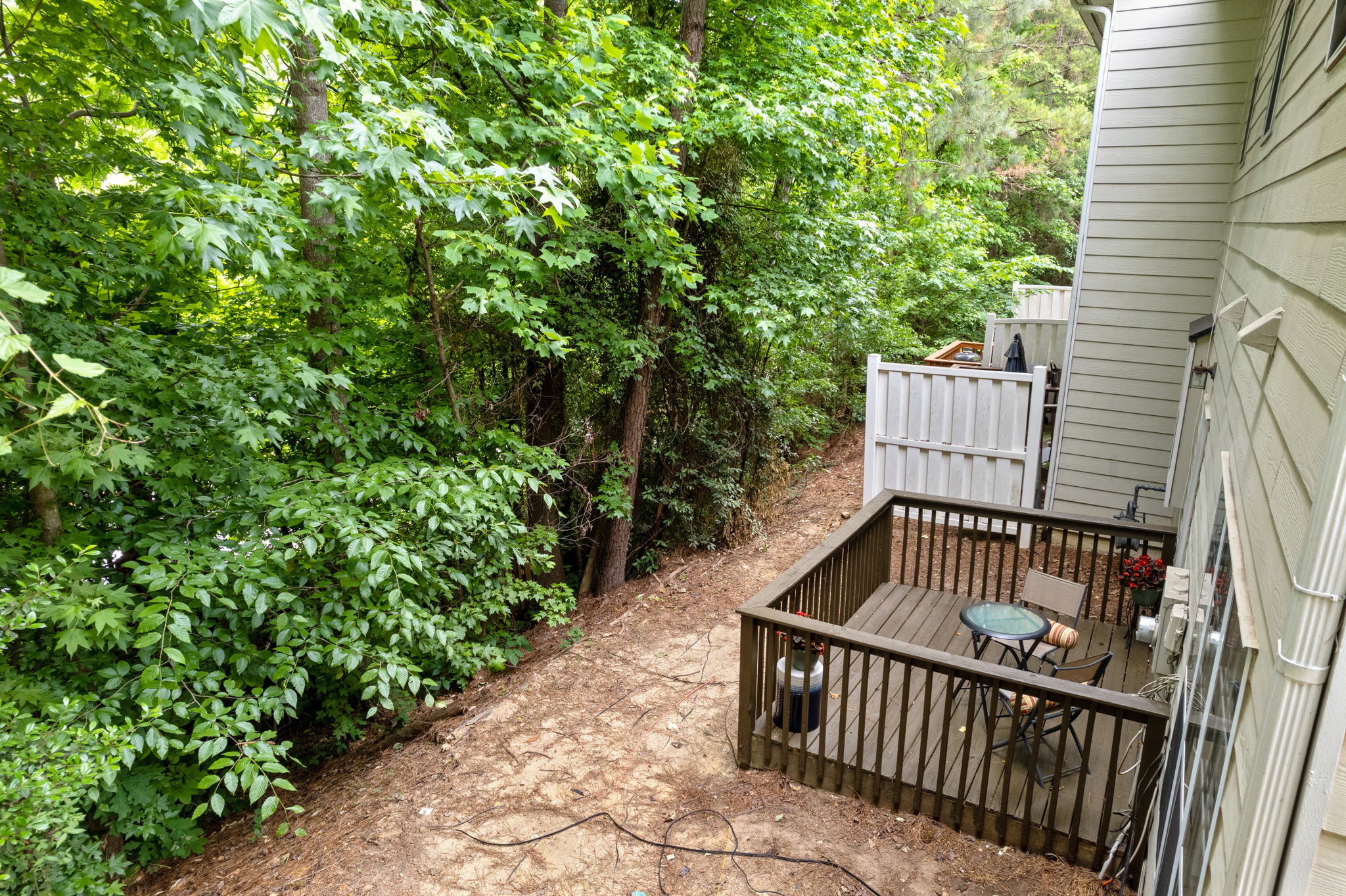  Photo 33