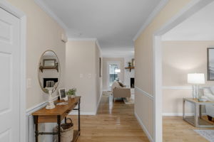 Photo 0
