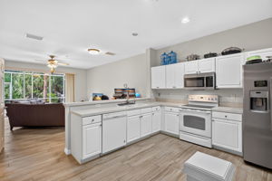Kitchen 1 of 3