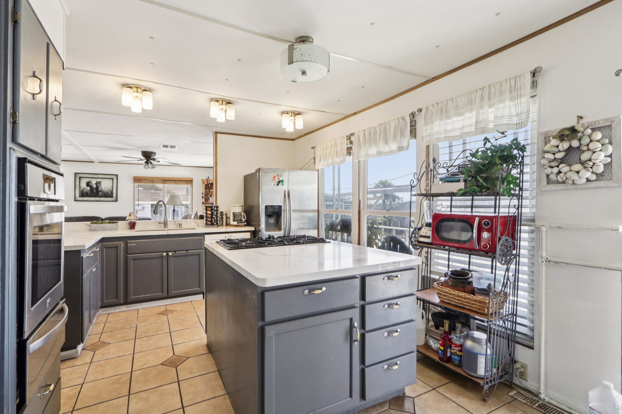 Yarnell St C27-S0804-011.jpg