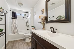 Yarnell St C27-S0804-016.jpg