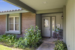 1608 Kerryglen St. Westlake Village