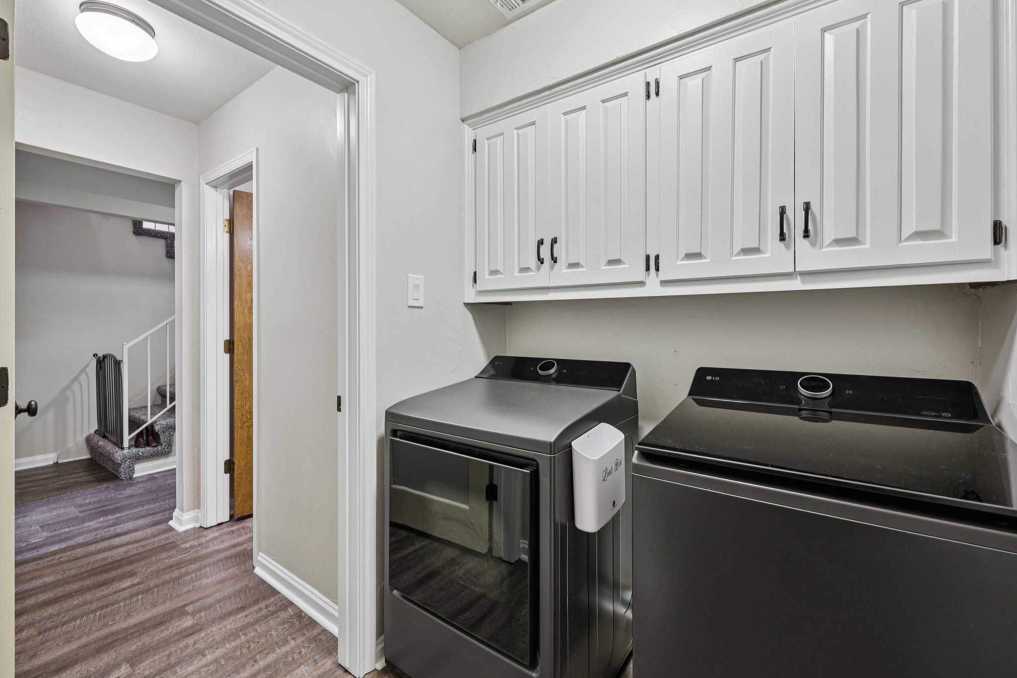 Lillian Ave-S2108-034.jpg