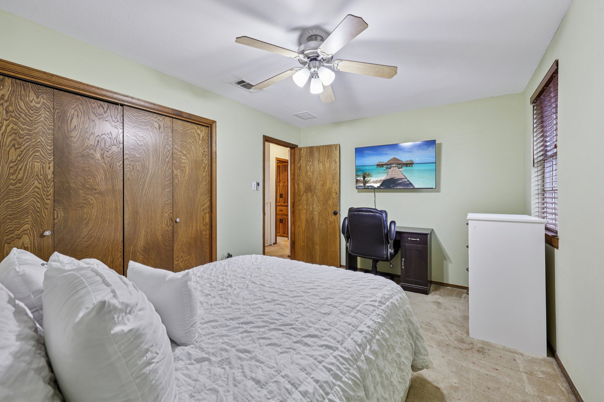 Lillian Ave-S2108-036.jpg