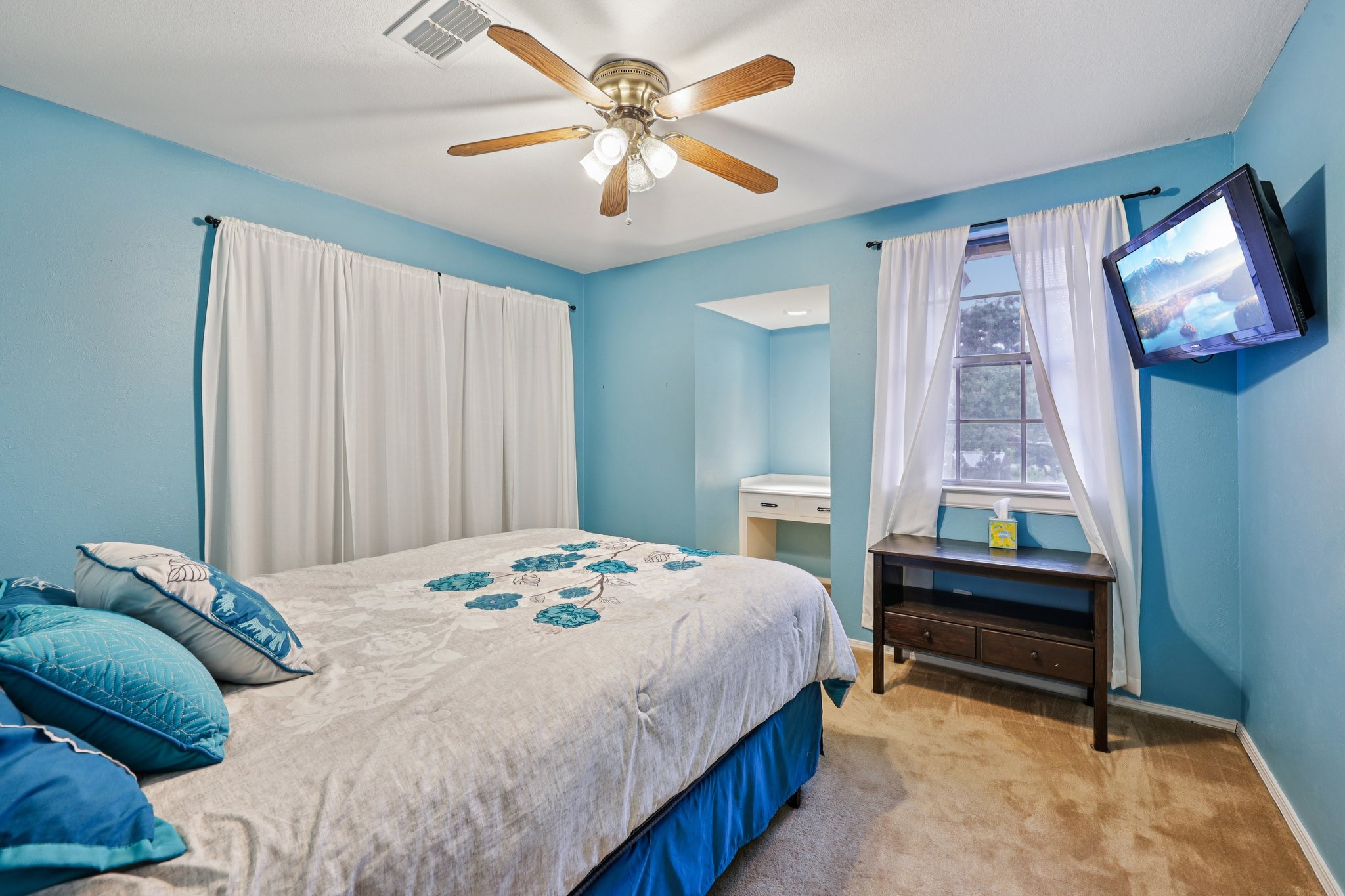 Lillian Ave-S2108-039.jpg