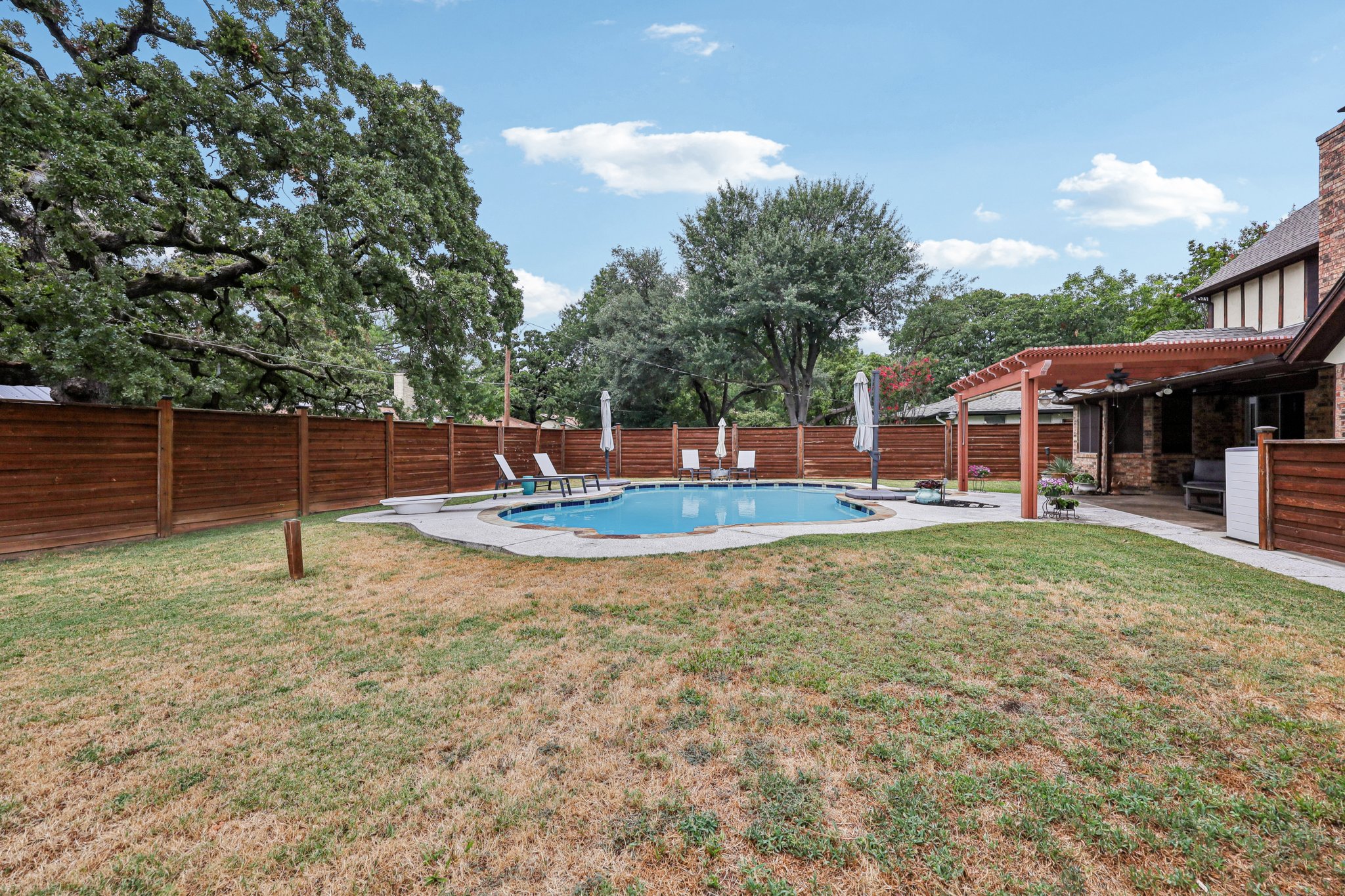 Lillian Ave-S2108-048.jpg