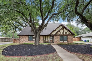 Lillian Ave-S2108-001.jpg