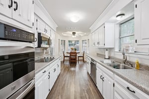 Lillian Ave-S2108-015.jpg