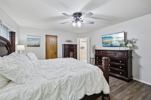 Lillian Ave-S2108-022.jpg