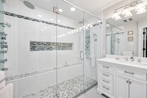 Lillian Ave-S2108-026.jpg