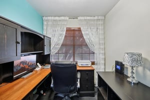 Lillian Ave-S2108-032.jpg