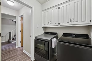 Lillian Ave-S2108-034.jpg