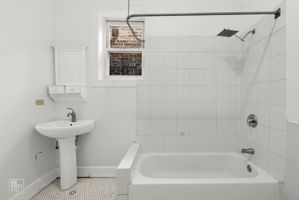 1608 W North Ave, Chicago, IL 60622_008