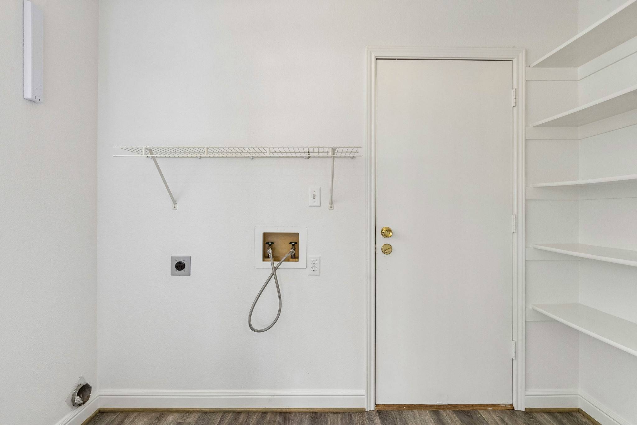 1609Blackburn_024