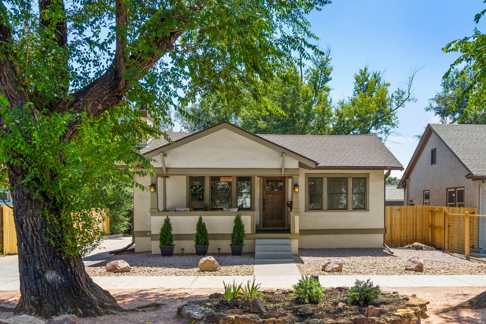 1609 E Platte Ave, Colorado Springs, CO 80909 PixVid