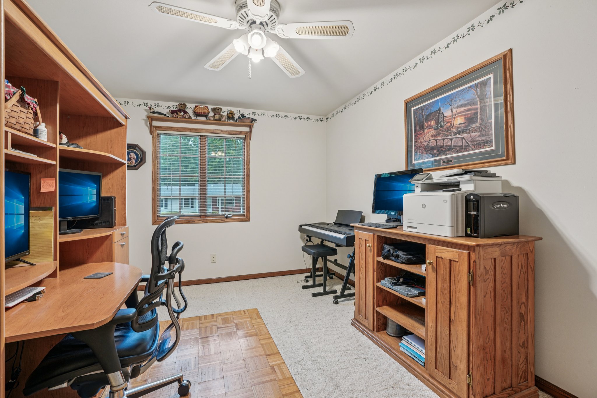 Larkspur Ln-S1908-020.jpg