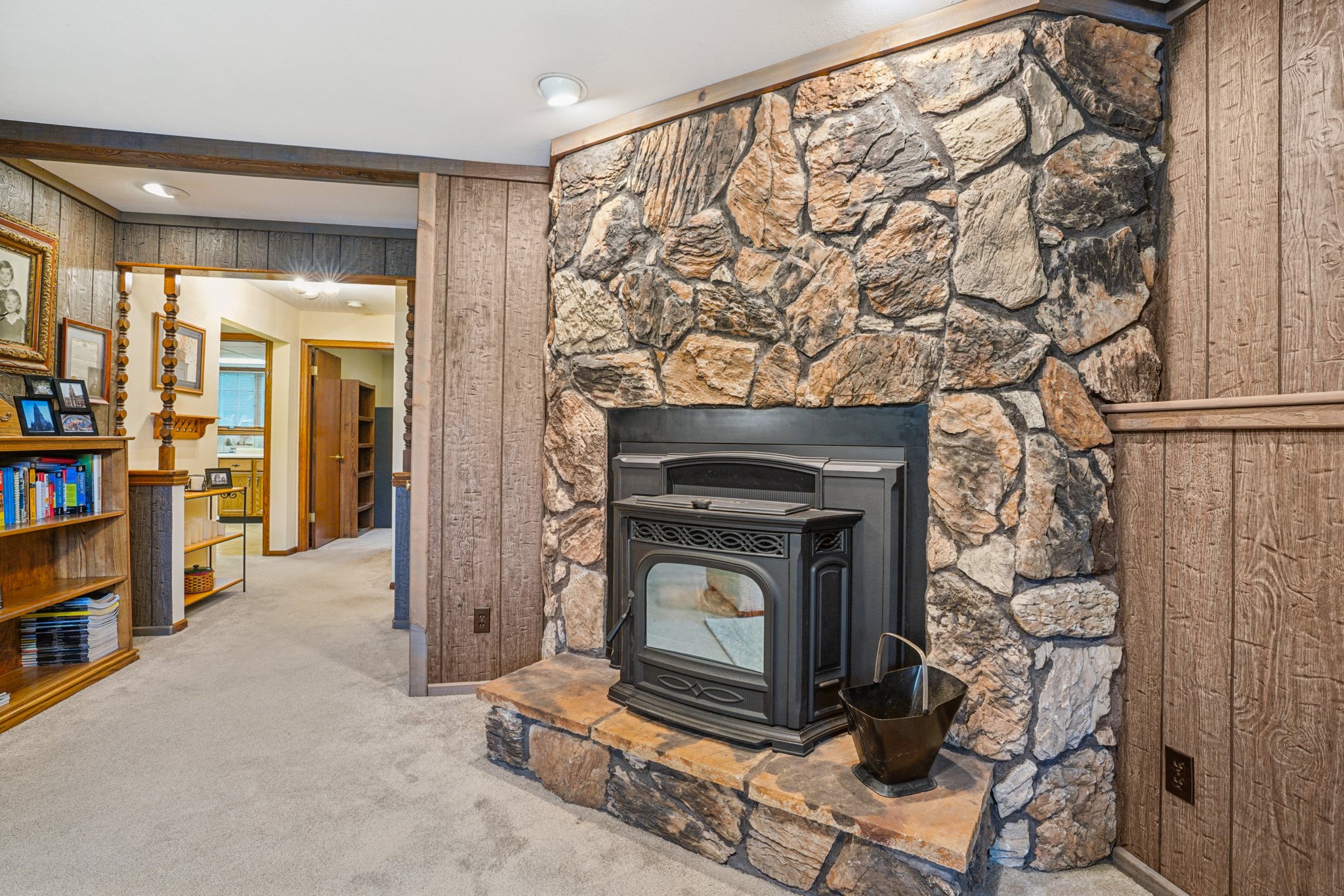 Larkspur Ln-S1908-036.jpg