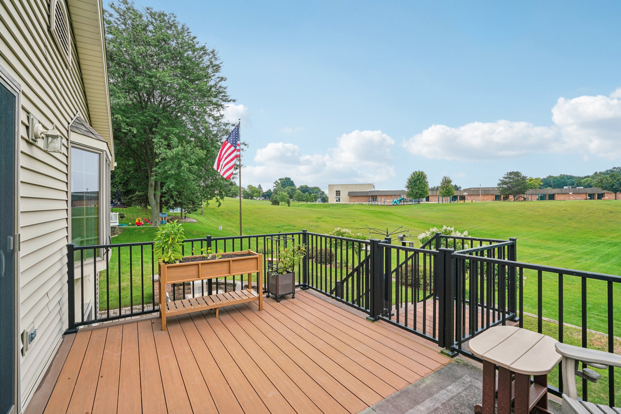 Larkspur Ln-S1908-059.jpg