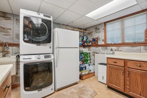 Larkspur Ln-S1908-029.jpg