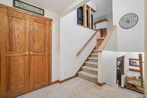 Larkspur Ln-S1908-033.jpg