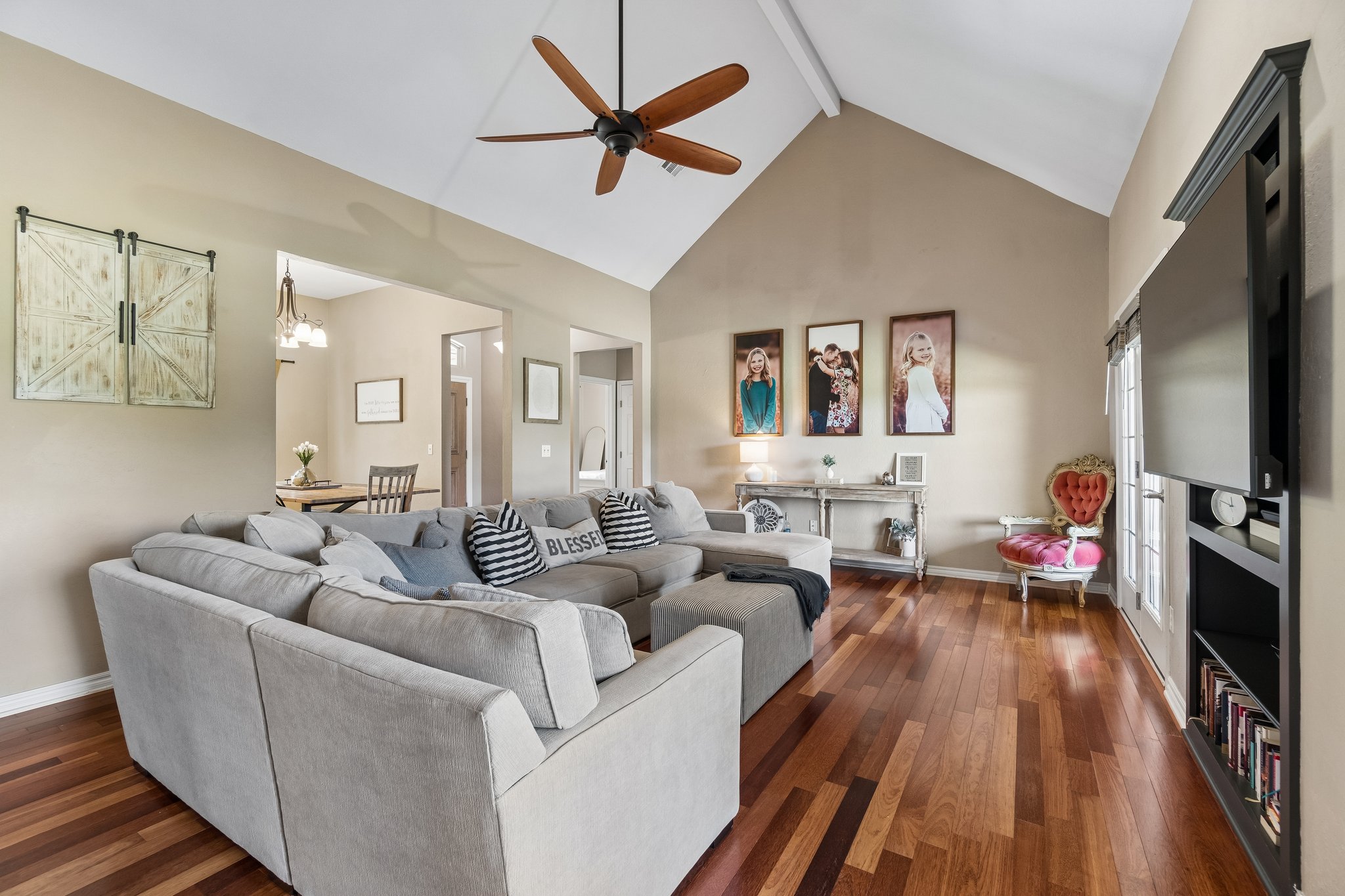 1609 Willow Rd_015.jpg