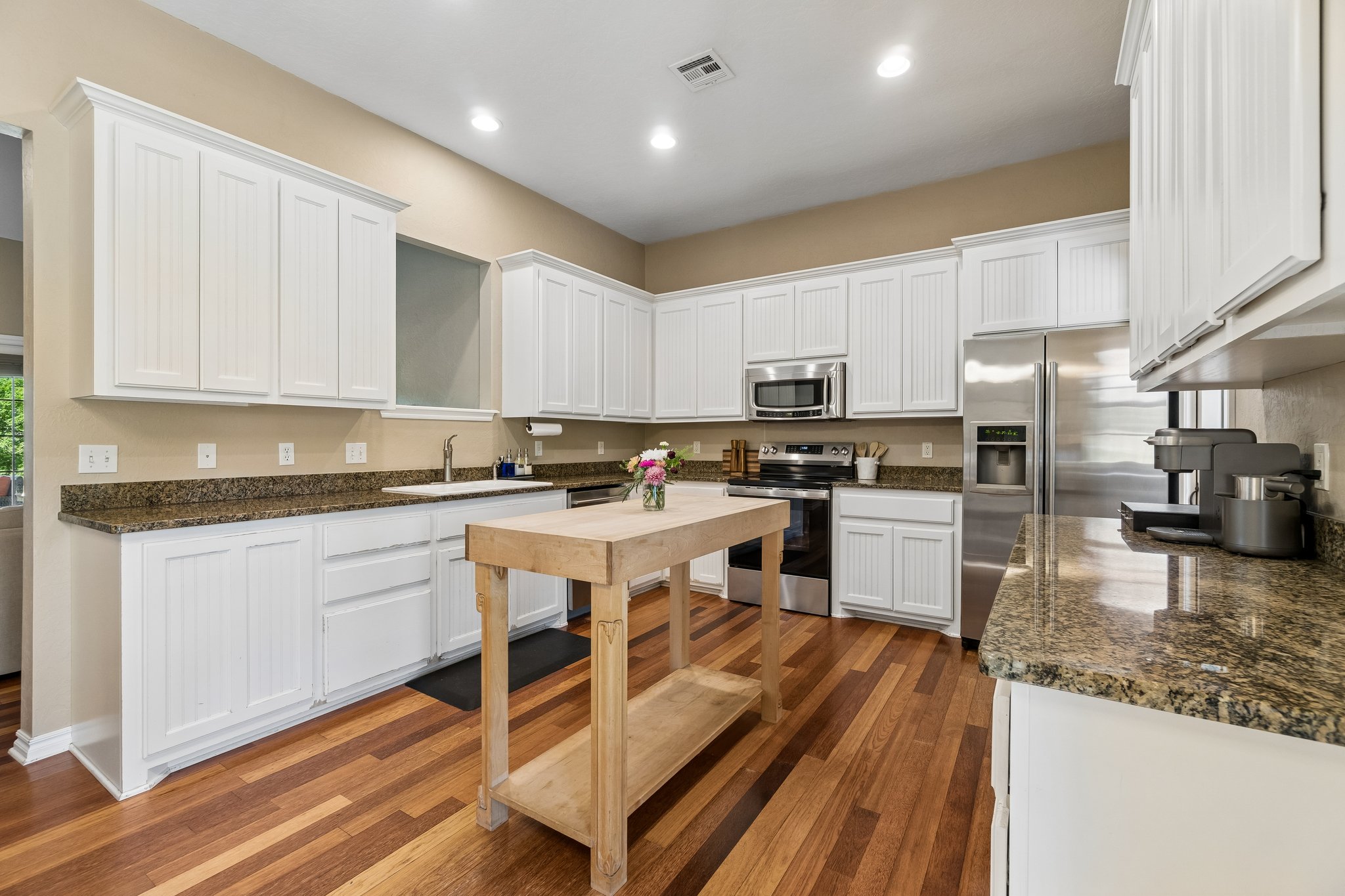 1609 Willow Rd_019.jpg