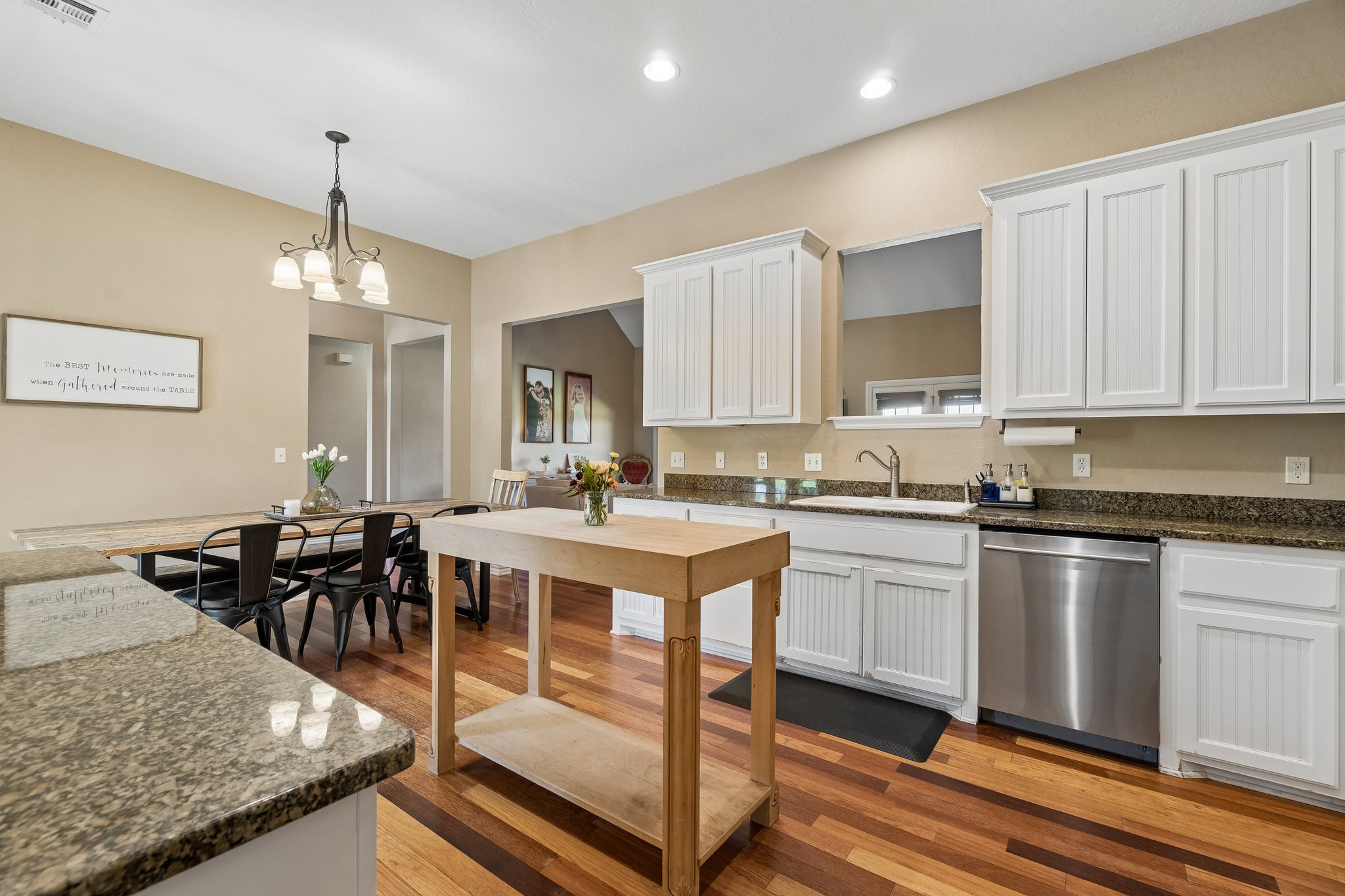 1609 Willow Rd_025.jpg