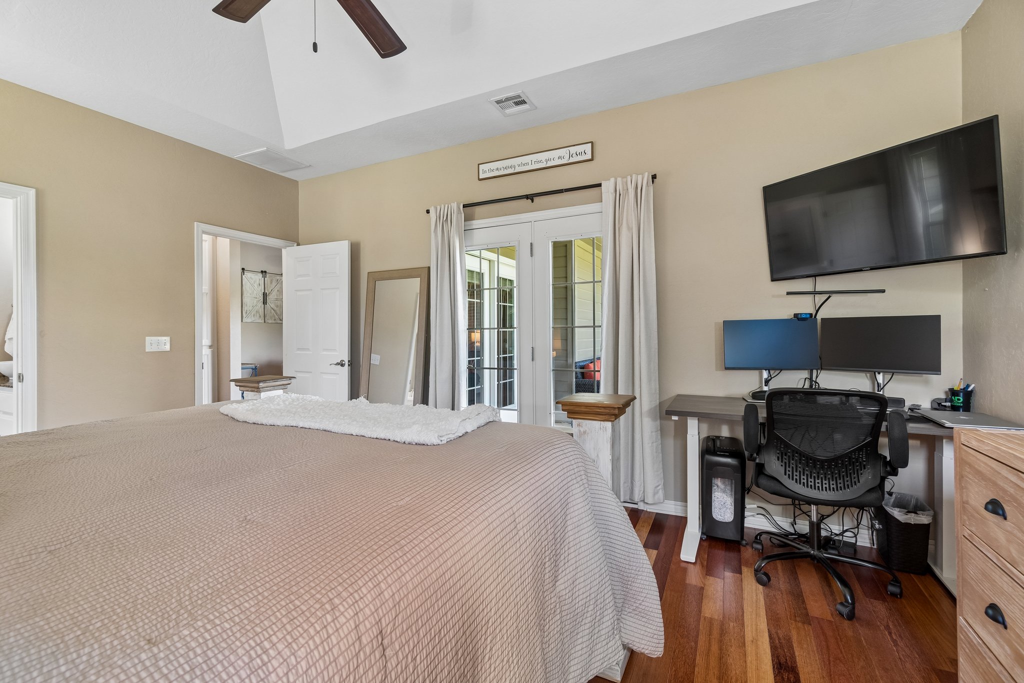 1609 Willow Rd_032.jpg
