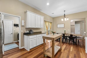 1609 Willow Rd_024.jpg