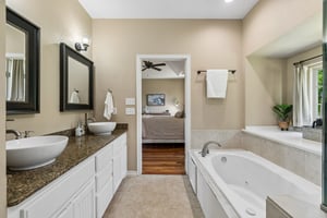 1609 Willow Rd_039.jpg