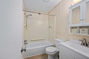  Photo 47