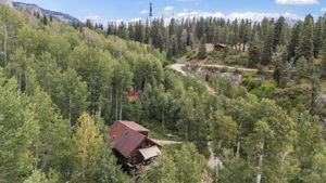  Photo 40