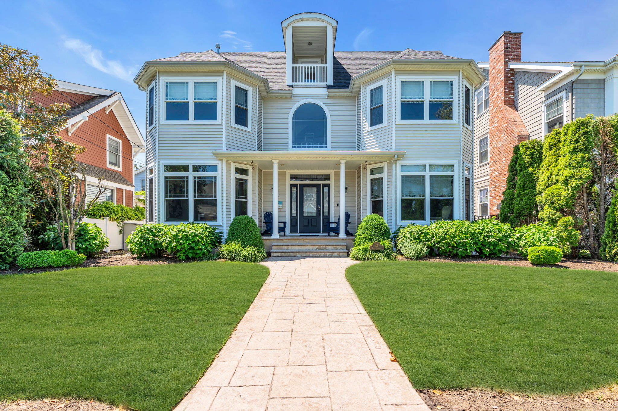  Photo 4