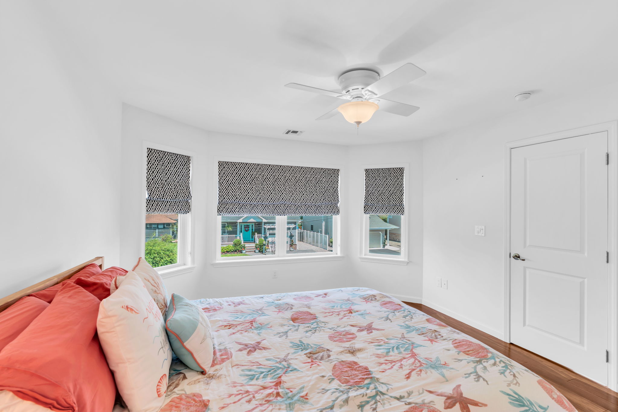  Photo 60