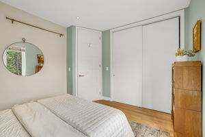 29-second bedroom3