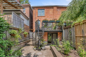 49-backyard2